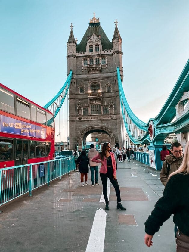 intercambista na tower bridge Londres