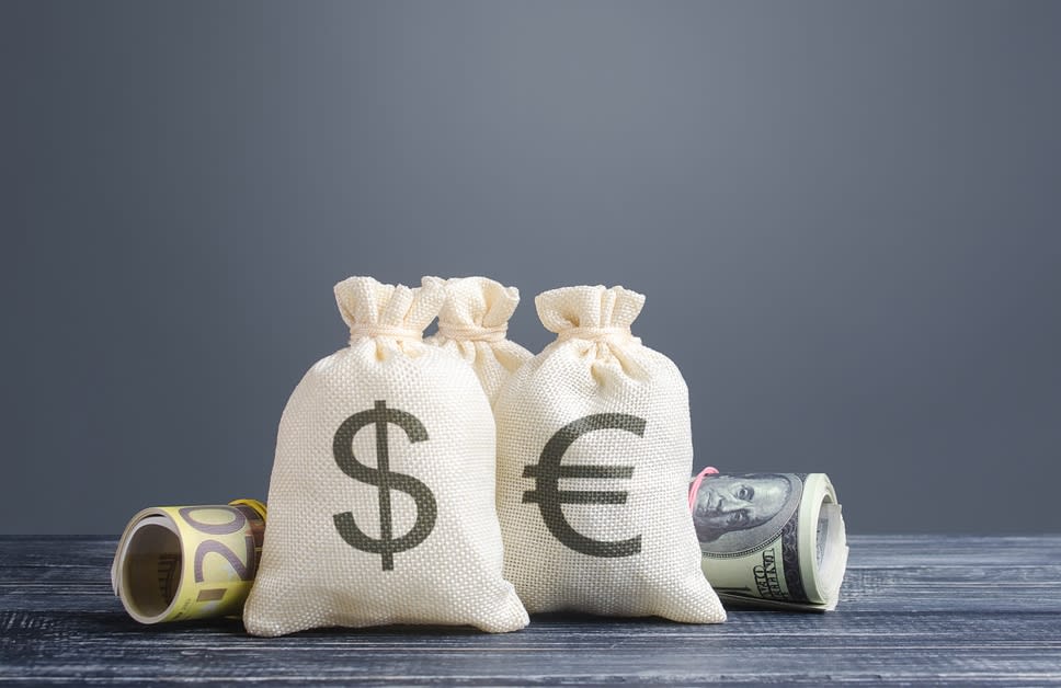 Como fazer operações de câmbio?
