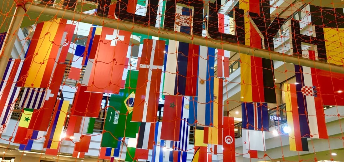 bandeiras dos países em arena 