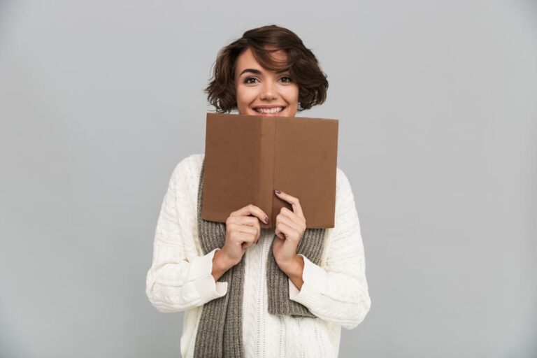 Como escrever livro em inglês? Veja também palavras relacionadas!