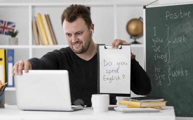 Verbo “To Be” em inglês: conjugações, usos e exemplos